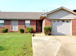 3007 Arizona Ave, Chickasha, OK 73018