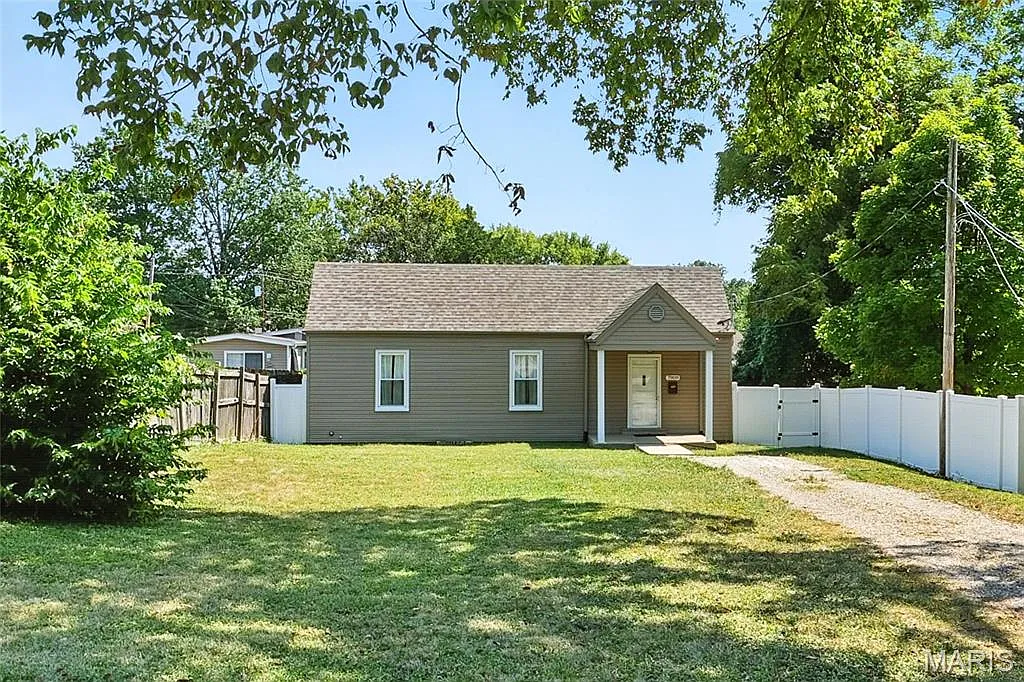 7908 Fleta St photo 1
