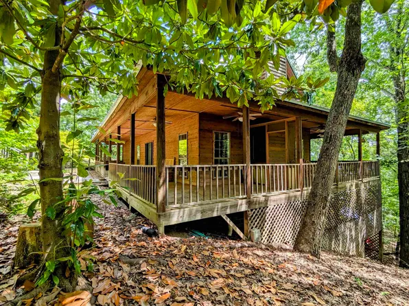 160 Lake Point Dr, Quitman, AR 72131