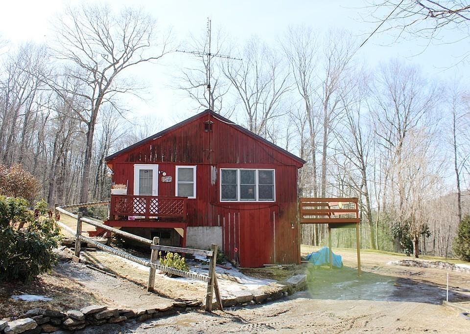 1st image of 10 Posk Place Rd