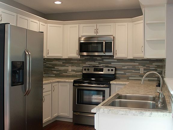 3rd image of 2206 S 11th St