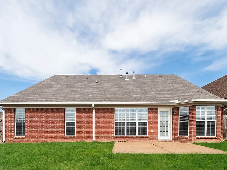 10805 Paul Coleman Dr — Photo 16