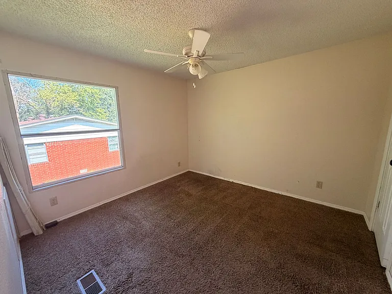 460 Crow Mountain Rd — Photo 4