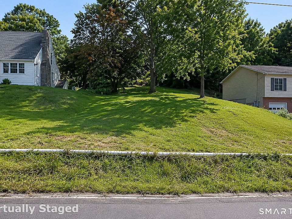 2nd image of 36 Woodside Avenue