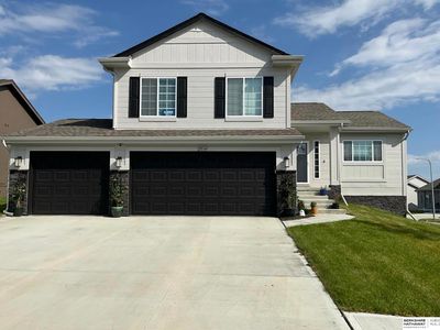21054 Madison St, Elkhorn, NE, 68022