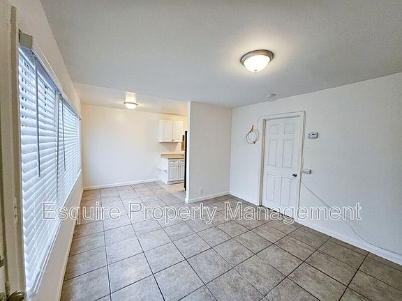 2nd image of 11119 Rosal Ln