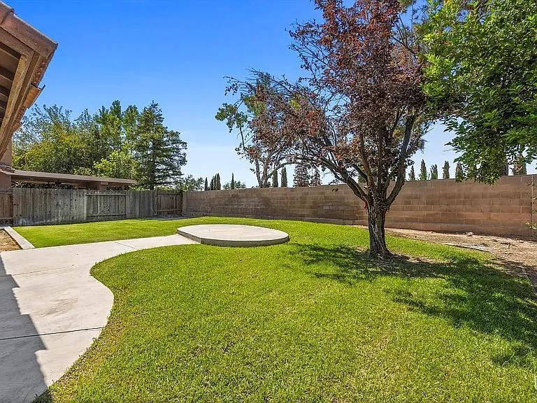 6911 Creamery Ln — Photo 6