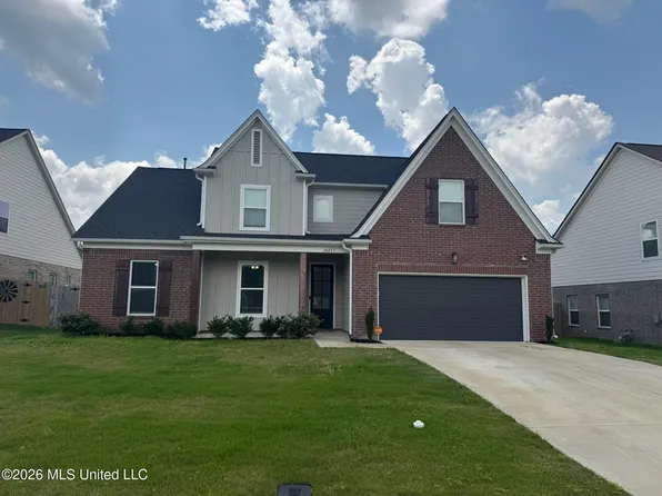 10257 April Springs Dr, Olive Branch, MS 38654