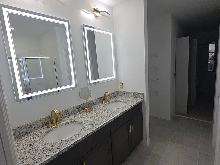 4450 Rapallo Ave — Photo 10
