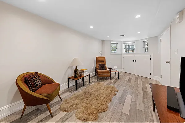 Rented by Douglas Elliman | media 2