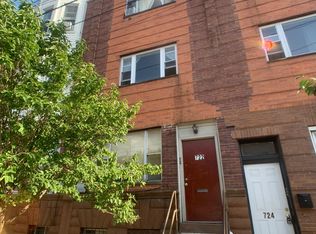 722 Tasker St #3, Philadelphia, PA 19148