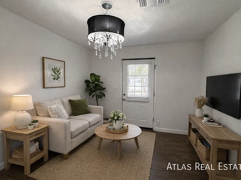 1606 W Taylor St #A — Photo 1