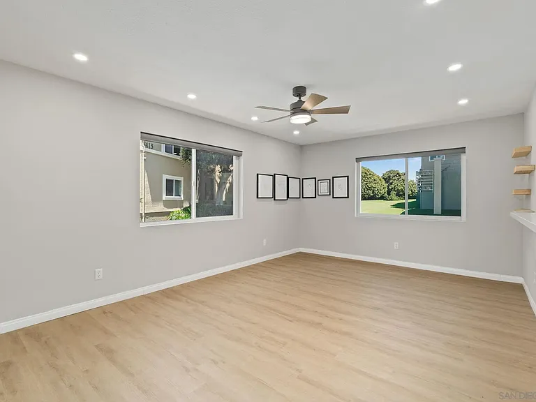 7405 Charmant Dr #2423 — Photo 11