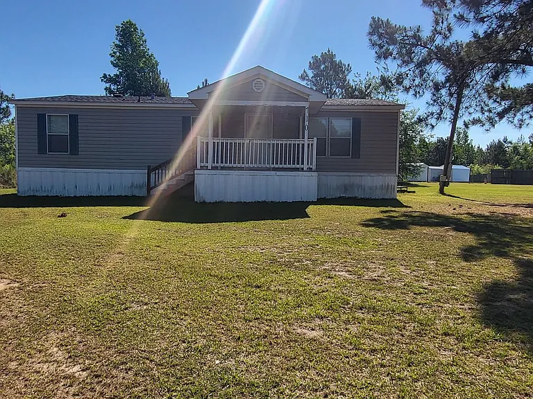 710 Blue Bird Dr — Photo 2