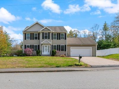 2 Birch Hill Drive, Nashua, NH, 03063