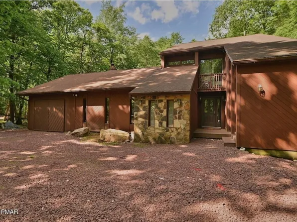 114 Estates Dr, Lake Harmony, PA 18624