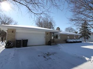 1275 W Laurel St, Whitewater, WI 53190