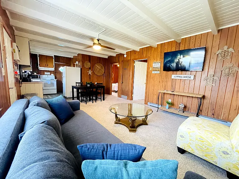 2104 Perrin Dr #1 — Photo 14