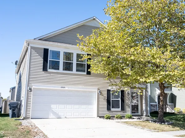 10929 Woods Dr, Ingalls, IN 46048