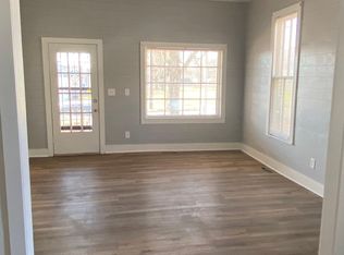 325 S Oronogo St, Webb City, MO 64870