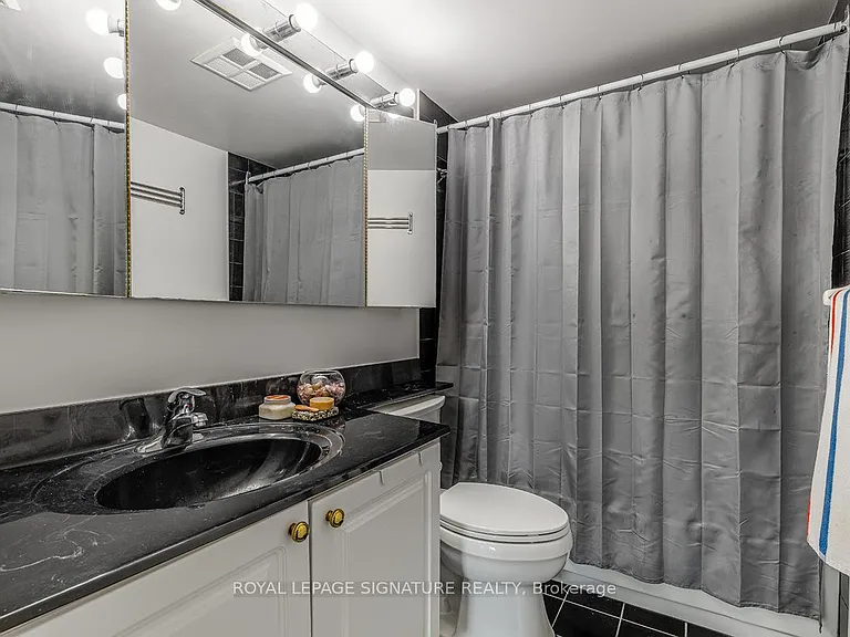8 Pemberton Ave #UPH3 — Photo 15