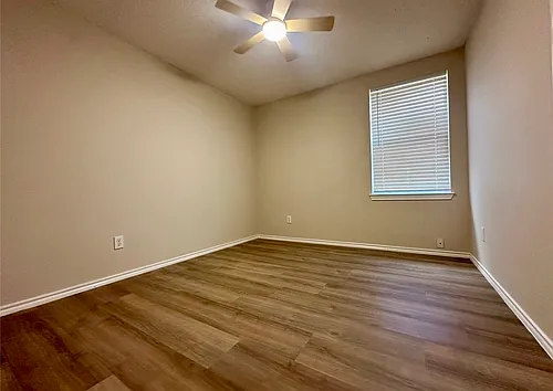 1316 Willow Tree Dr Photo 1