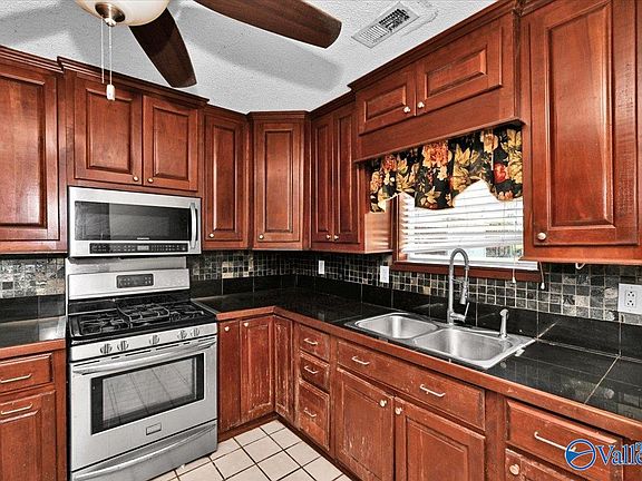 5th image of 363 Joe Dutton Rd