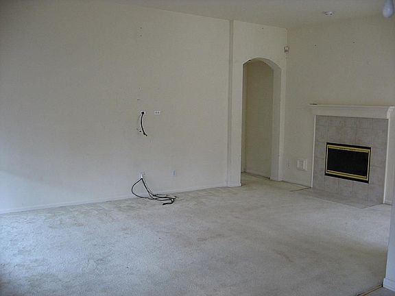 2nd image of 10411 Emerald Glen Ln