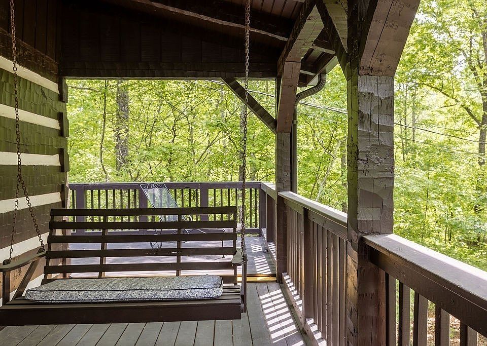 7th image of this home