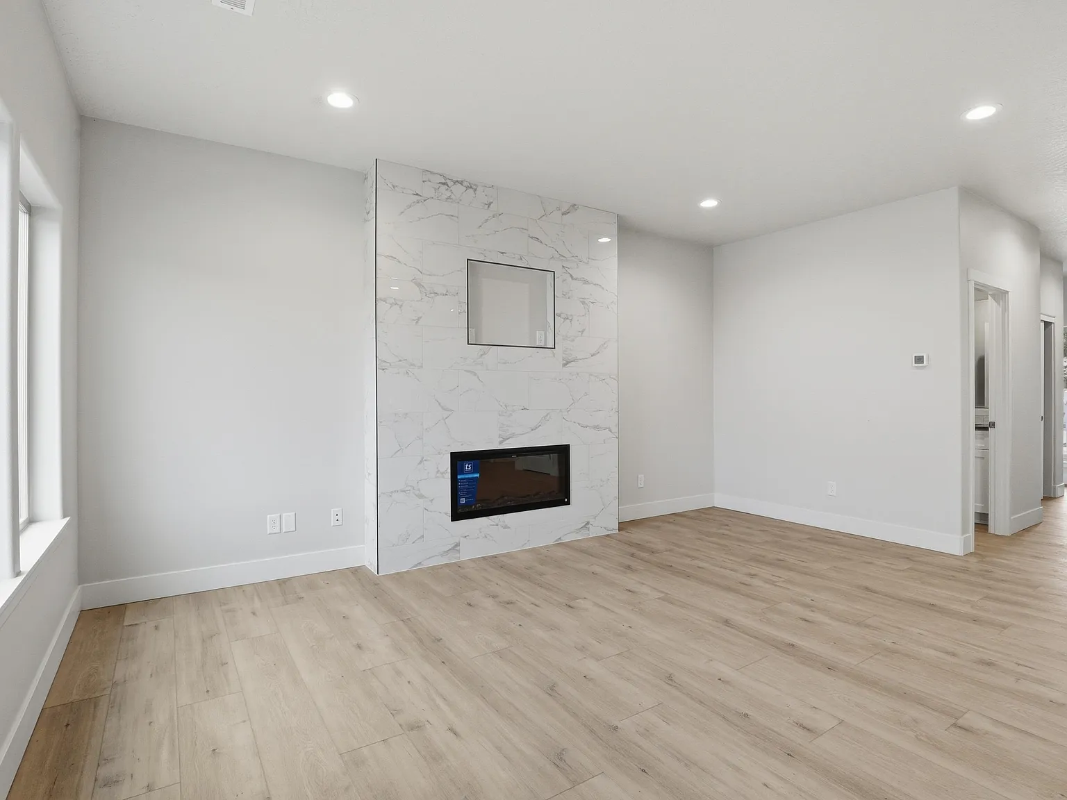 661 N Creative Way - 1 — Photo 3
