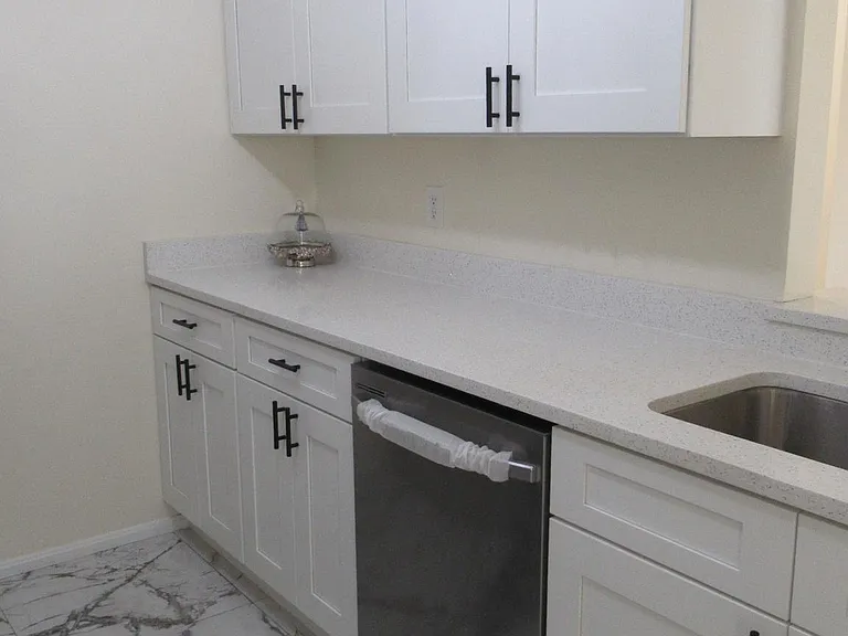 244 S Reynolds St #412 — Photo 9