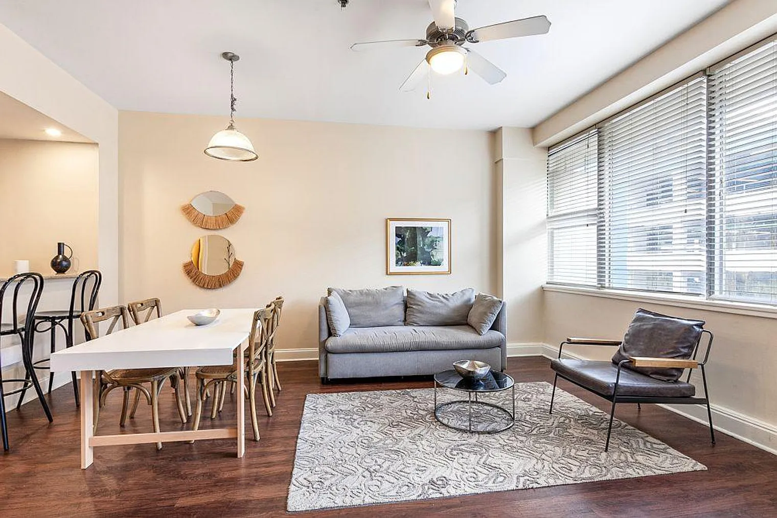 1 bed, 2.0 bath, 430 sqft, $4,366 — Photo 3