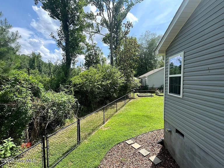 162 Midway Rd — Photo 38