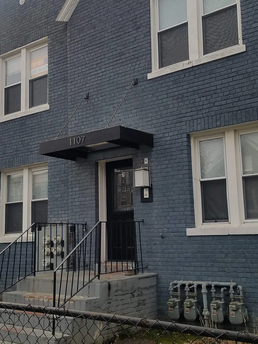 Building Photo - 1107 Penn St NE #1