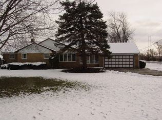 1161 W Old Monee Rd, Crete, IL 60417