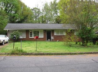 345 Knottingham Dr, Athens, GA 30606