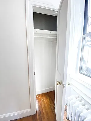 Rented by City Connections Realty | media 4