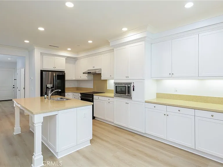 29 Oakfield — Photo 8