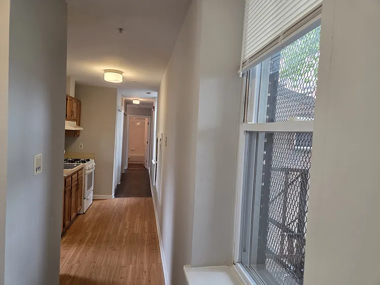 1216-1218 W Fayette St #201 — Photo 8