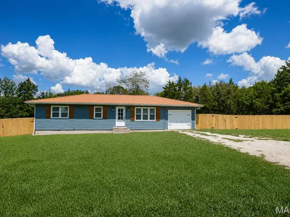 804 E Main St, Richland, MO 65556