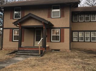 671 35th St, Des Moines, IA 50312