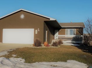 20 N 6th St, Baltic, SD 57003