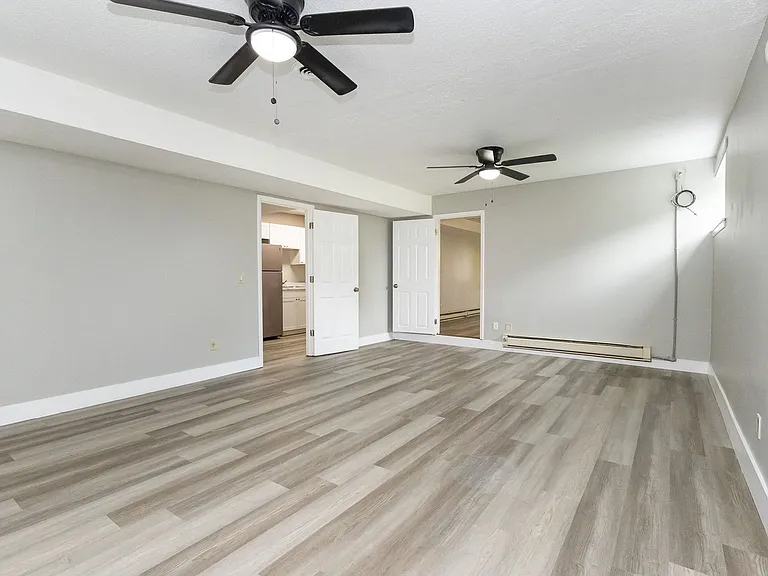 4000 Lara Ln #C — Photo 8
