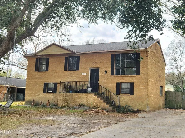 2903 Larchmont St, Pascagoula, MS 39567