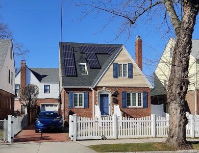 236-07 Seward Avenue, Jamaica, NY, 11427