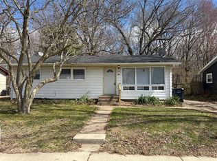 616 White Oak Dr, Michigan City, IN 46360