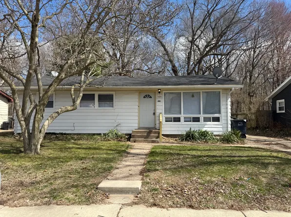 616 White Oak Dr, Michigan City, IN 46360