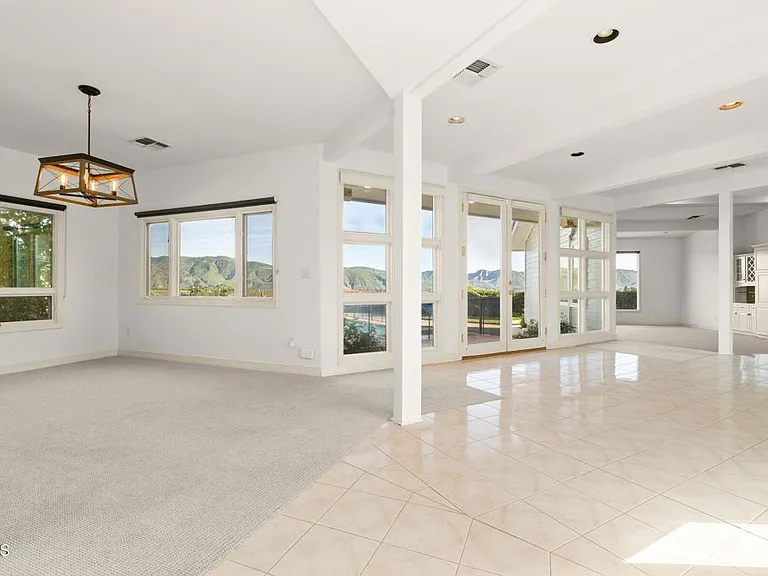 13922 Foothill Rd — Photo 5