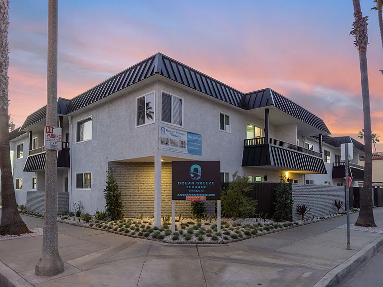 Ocean Breeze Terrace — Photo 48