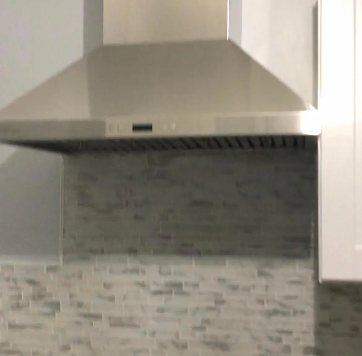 3 bed, 1215 sqft, $2,100 — Photo 2